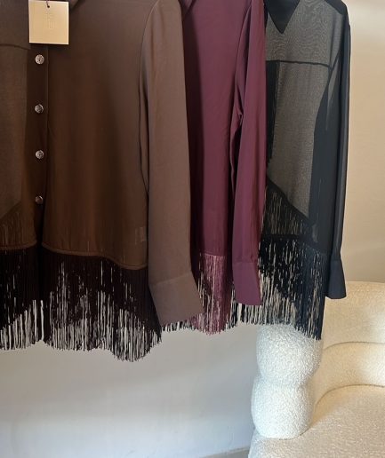 ΠΟΥΚΑΜΙΣΟ ΜΕ ΚΡΟΣΙΑ