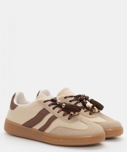 Sneakers με Διακοσμητικές Χάντρες