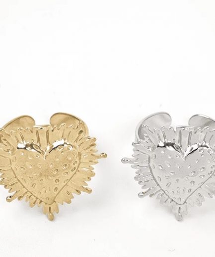 Heart ring